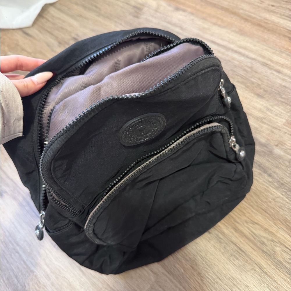 Black Compact Backpack - Picture 2 of 4